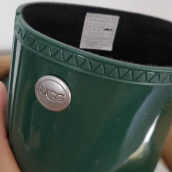 Ugg Rain Boots - Picture 7 of 7